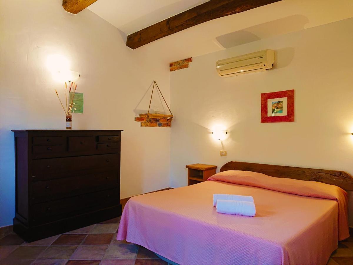 Agriturismo Desole Monti Luaran gambar